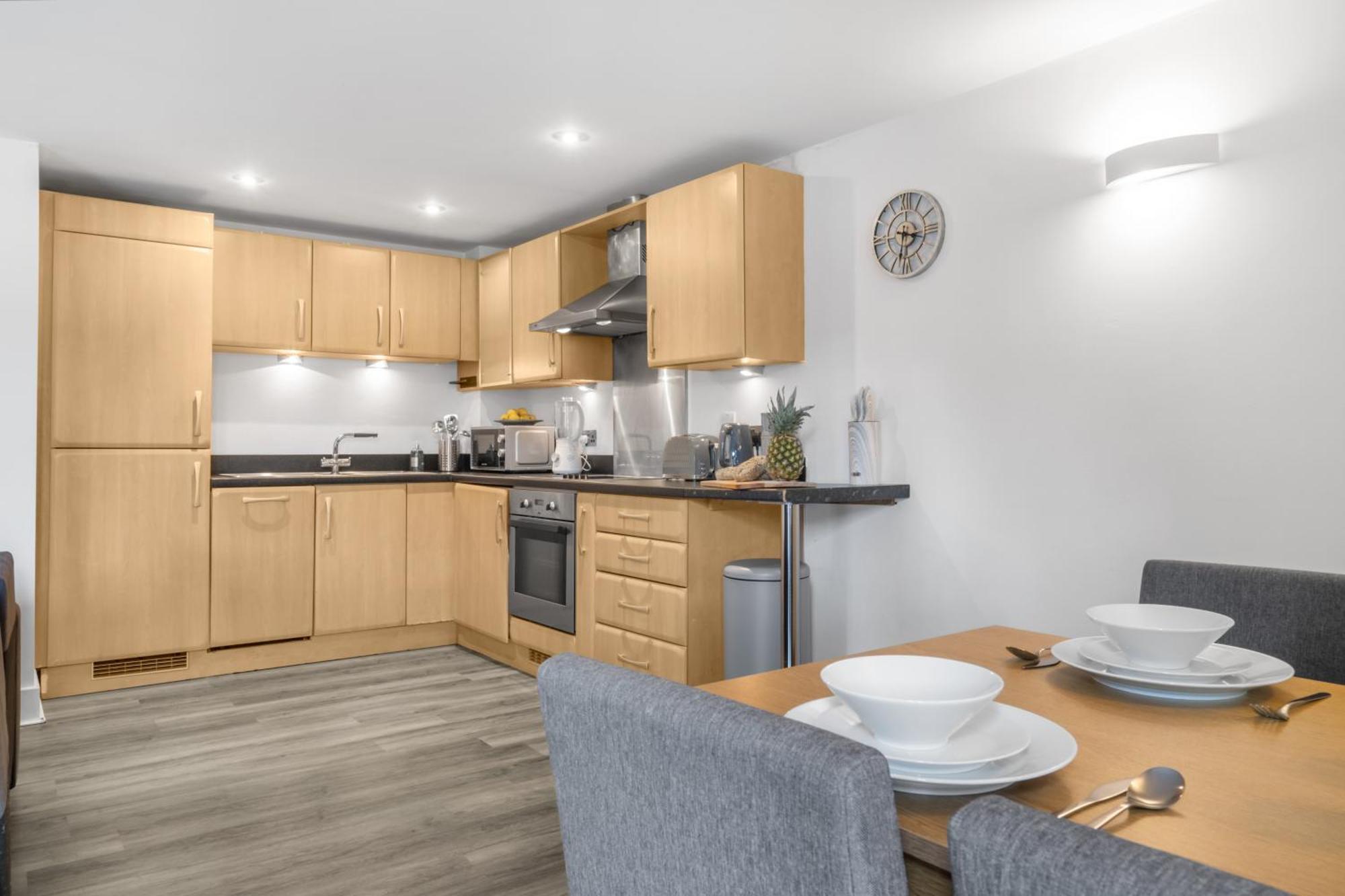 Pluxa Globe - Spacious Apartment In Jq With Parking 伯明翰 外观 照片